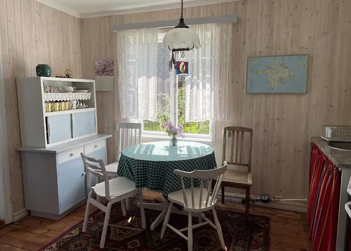 Holiday home Aabu Maja